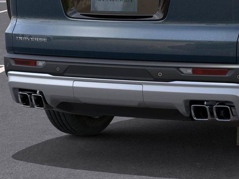 New 2025 Chevrolet Traverse LT w/ Driver Confidence Package image 14