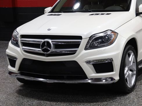 Used 2013 Mercedes-Benz GL 550 4MATIC image 13