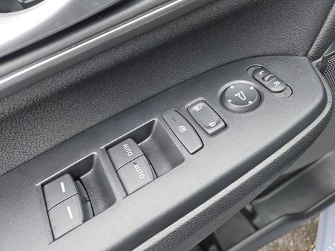 Used 2022 Honda CR-V EX image 9