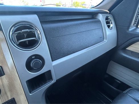 Used 2011 Ford F150 Lariat w/ Lariat Chrome Pkg image 40