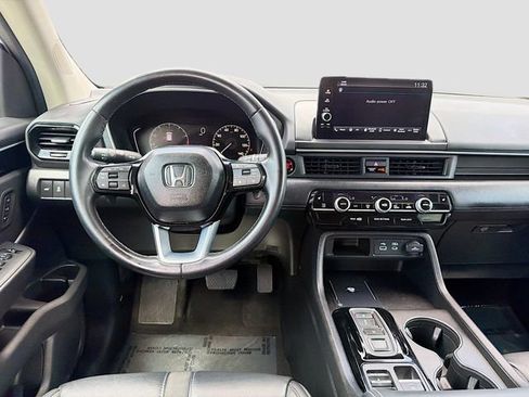 Used 2025 Honda Pilot EX-L image 20