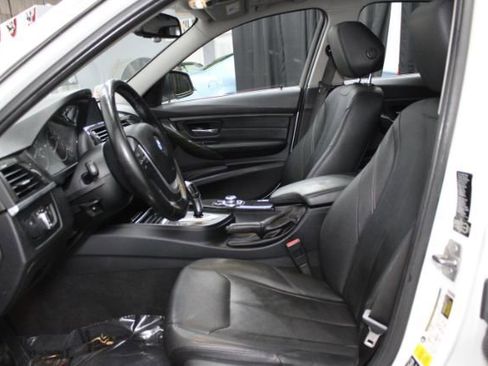 Used 2013 BMW 328i xDrive Sedan image 11