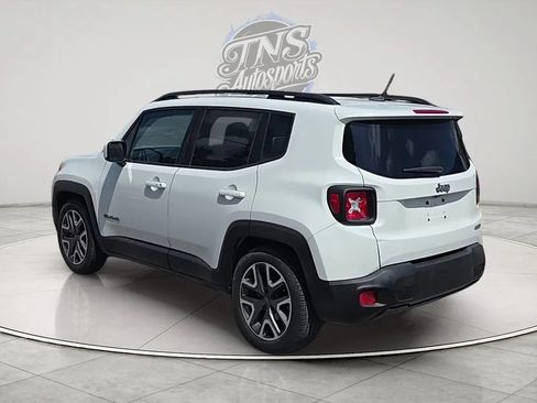 Used 2016 Jeep Renegade Latitude FWD image 7
