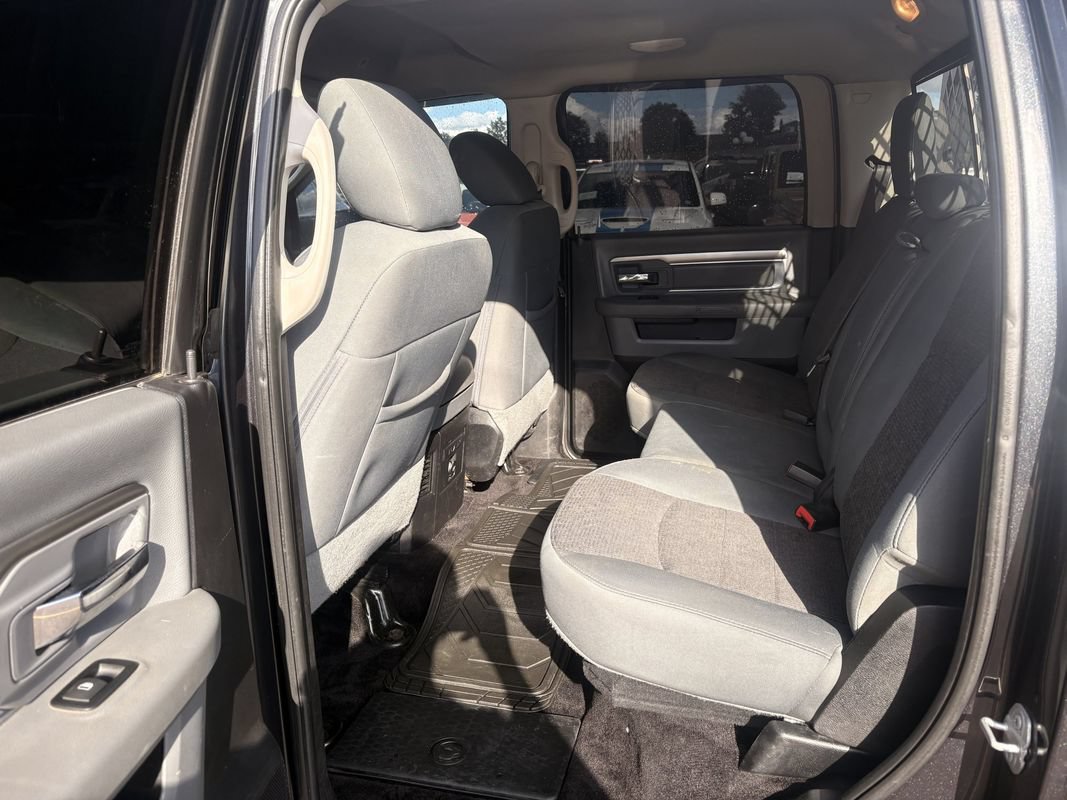 Used 2017 RAM 3500 Big Horn AWD/4WD image 17
