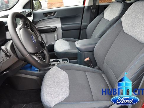 New 2026 Ford Maverick XLT w/ XLT Luxury Package FWD image 10