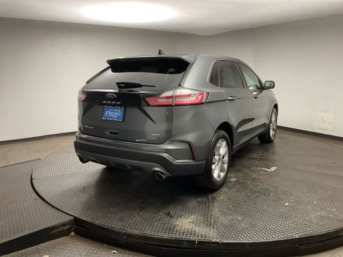Used 2024 Ford Edge Titanium image 8