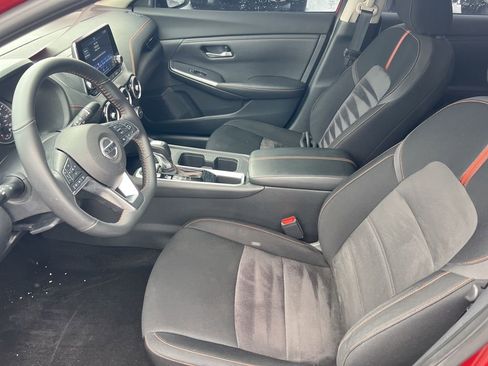 Certified 2023 Nissan Sentra SR w/ Trunk Package image 4