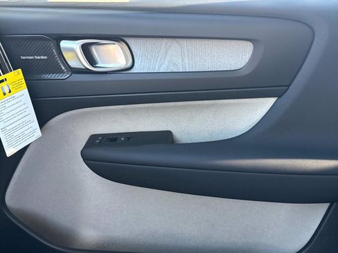 New 2026 Volvo XC40 B5 Ultra w/ Climate Package image 21