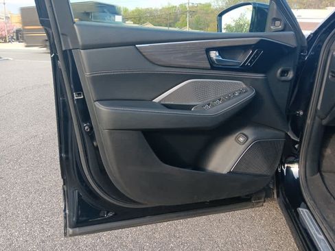 Used 2023 Acura MDX SH-AWD w/ Advance Package image 31