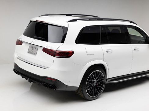 Used 2023 Mercedes-Benz GLS 63 AMG 4MATIC image 25