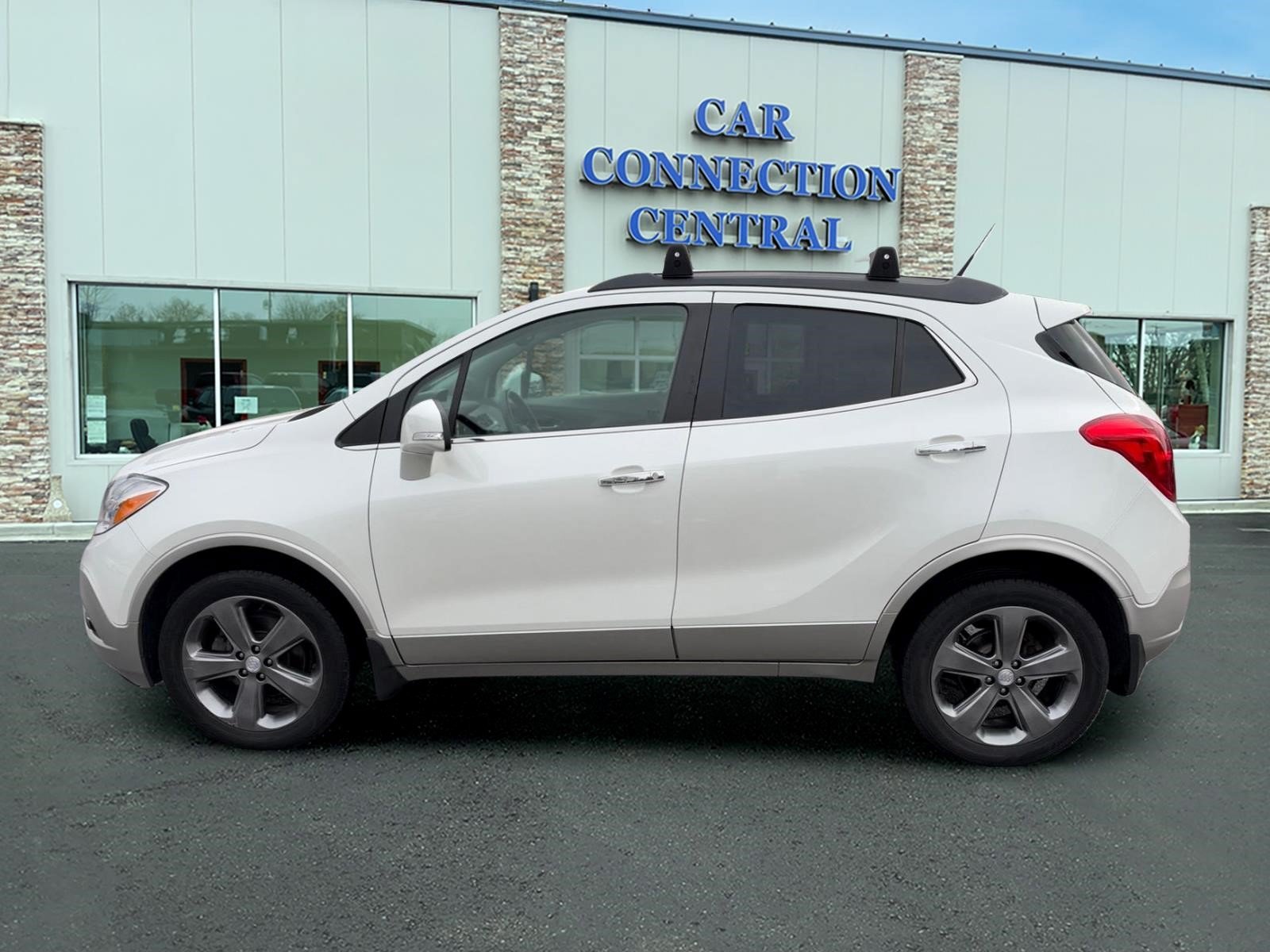 Used 2014 Buick Encore Premium AWD/4WD image 2