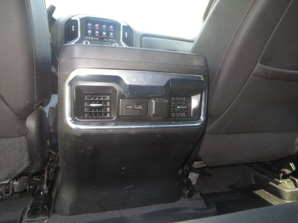 Used 2022 GMC Sierra 2500 AT4 w/ AT4 Premium Plus Package AWD/4WD image 27