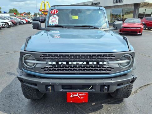 Used 2021 Ford Bronco Badlands image 9
