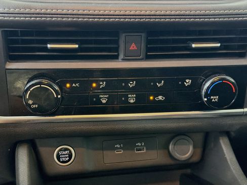 Used 2023 Nissan Rogue S FWD image 22