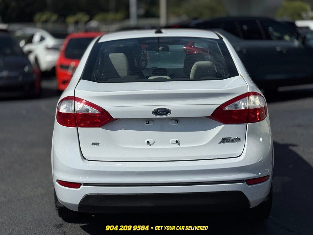 Used 2017 Ford Fiesta SE FWD image 6