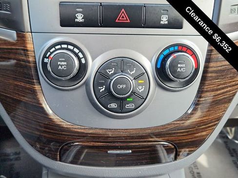 Used 2010 Hyundai Santa Fe GLS image 37