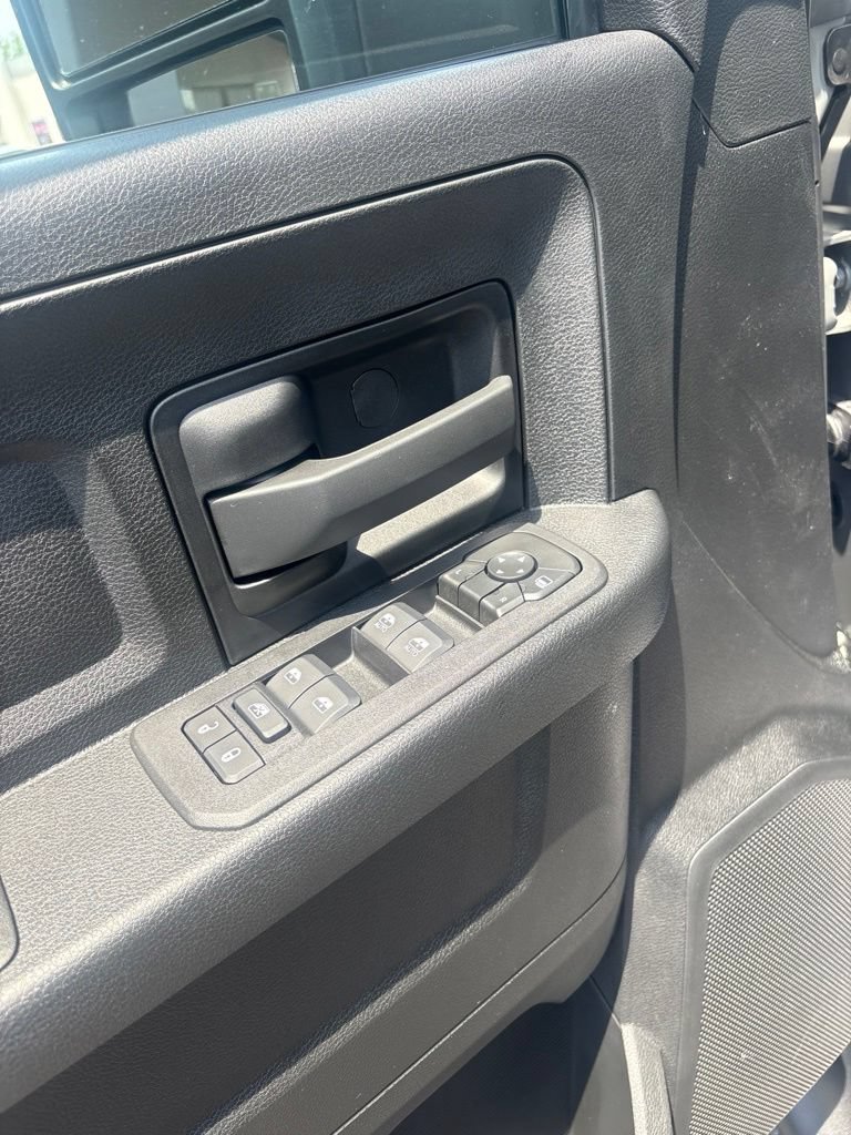 New 2026 RAM 3500 Tradesman AWD/4WD image 17