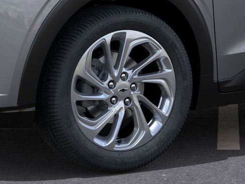 New 2027 Chevrolet Bolt LT image 9