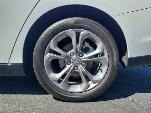 Certified 2024 Honda Accord EX-L image 7