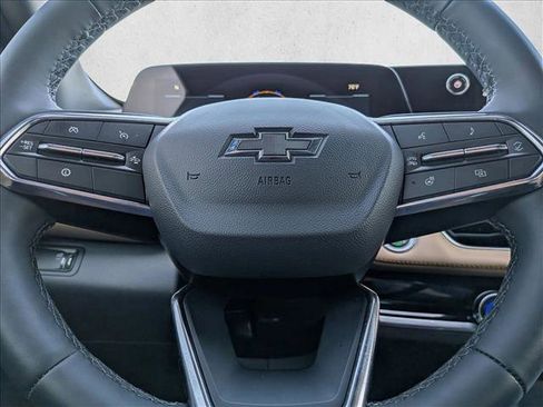 New 2026 Chevrolet Equinox ACTIV w/ Safety and Technology Package image 14