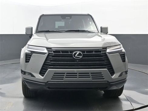 Used 2026 Lexus GX 550 w/ Accessory Package (2T) image 5