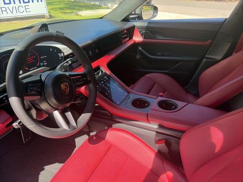Used 2022 Porsche Taycan GTS AWD/4WD image 13