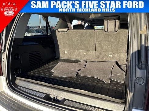 Used 2018 Chevrolet Suburban LT w/ Luxury Package image 33