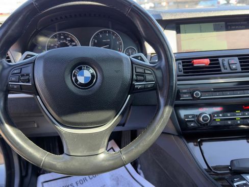 Used 2012 BMW 550i xDrive Sedan image 34
