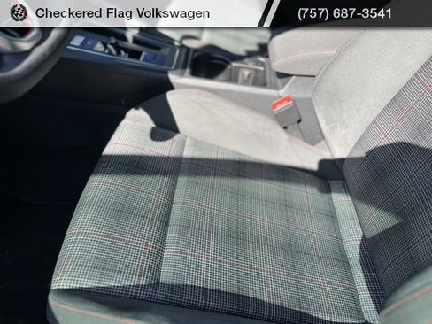 Used 2022 Volkswagen GTI S image 21
