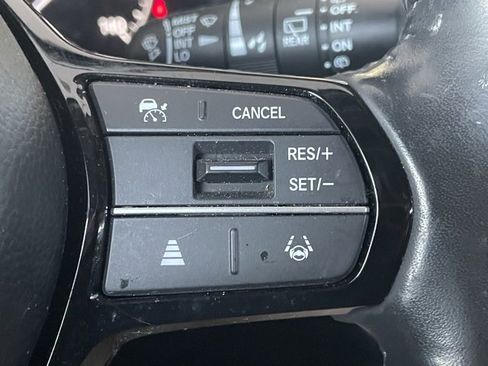 Certified 2023 Honda HR-V EX-L image 13