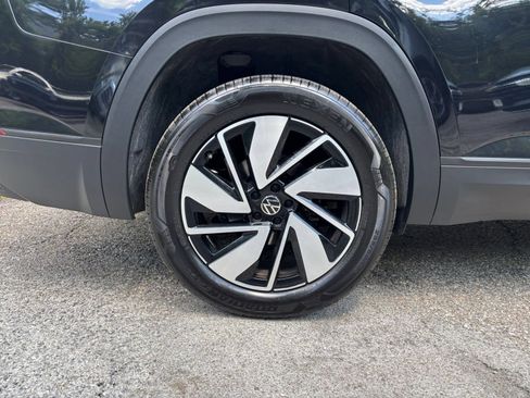 Used 2026 Volkswagen Atlas SE FWD image 30