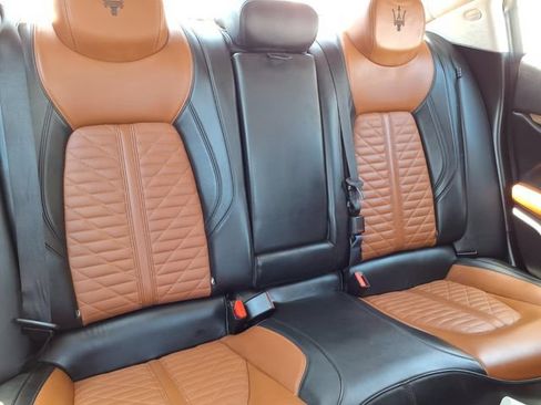 Used 2019 Maserati Ghibli S GranLusso RWD image 25