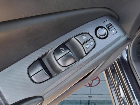 Used 2022 Nissan Altima 2.5 SV image 12