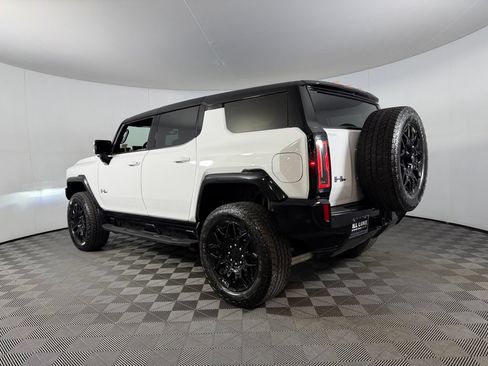 Used 2025 GMC Hummer EV 2X AWD/4WD image 8