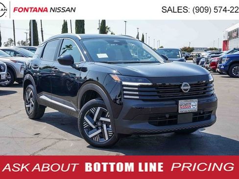 New 2026 Nissan Kicks SV image 1