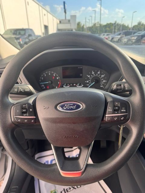 Used 2022 Ford Escape S AWD/4WD image 12