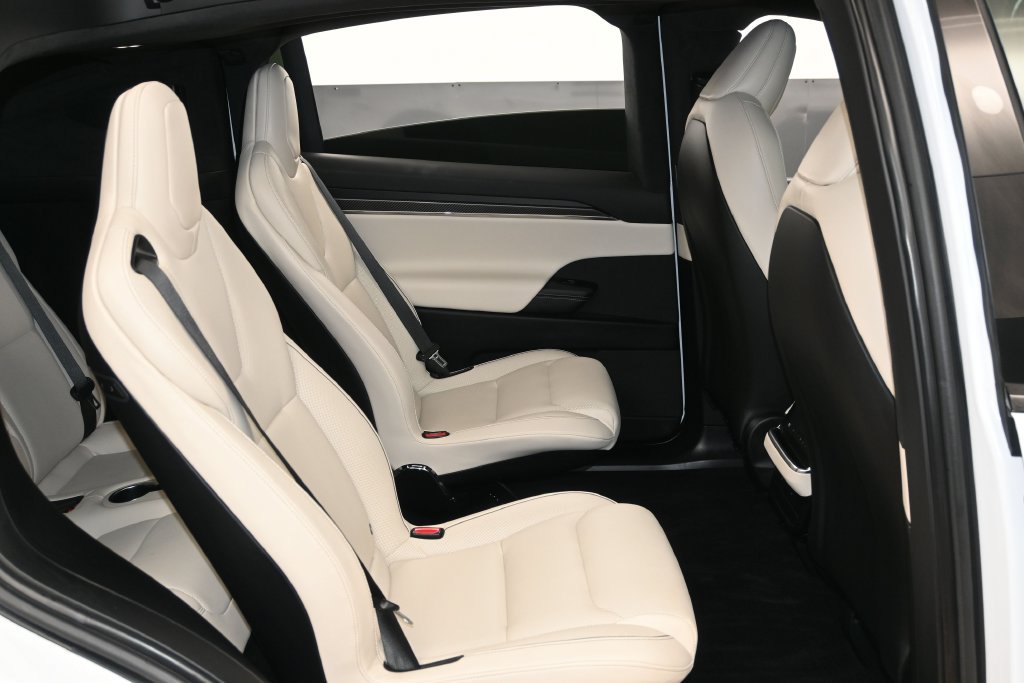 Used 2022 Tesla Model X Plaid AWD/4WD image 30