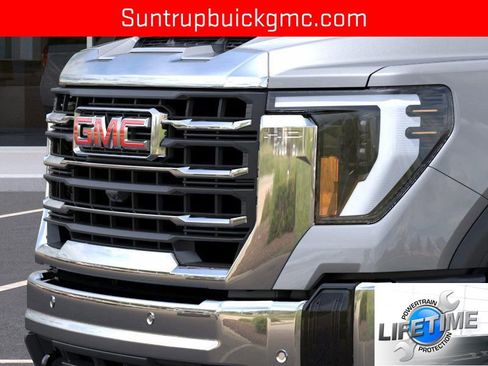 New 2026 GMC Sierra 2500 SLT w/ SLT Premium Package image 13
