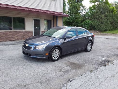 Used 2011 Chevrolet Cruze LS w/ Connectivity Package FWD image 1