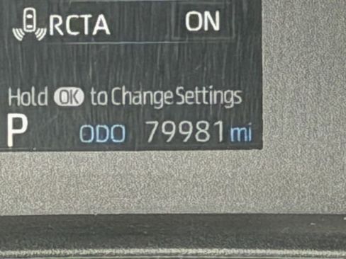 Certified 2023 Toyota Corolla Cross LE image 30