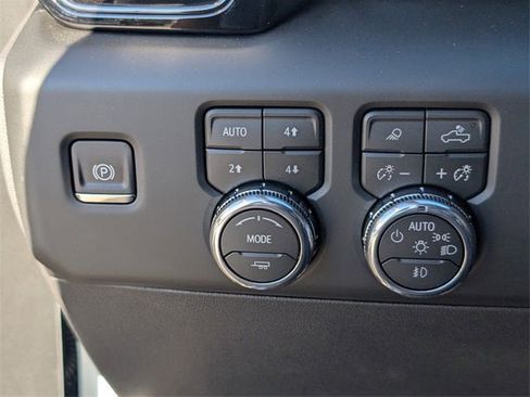 New 2026 GMC Sierra 1500 AT4X w/ AT4X AEV Edition image 17