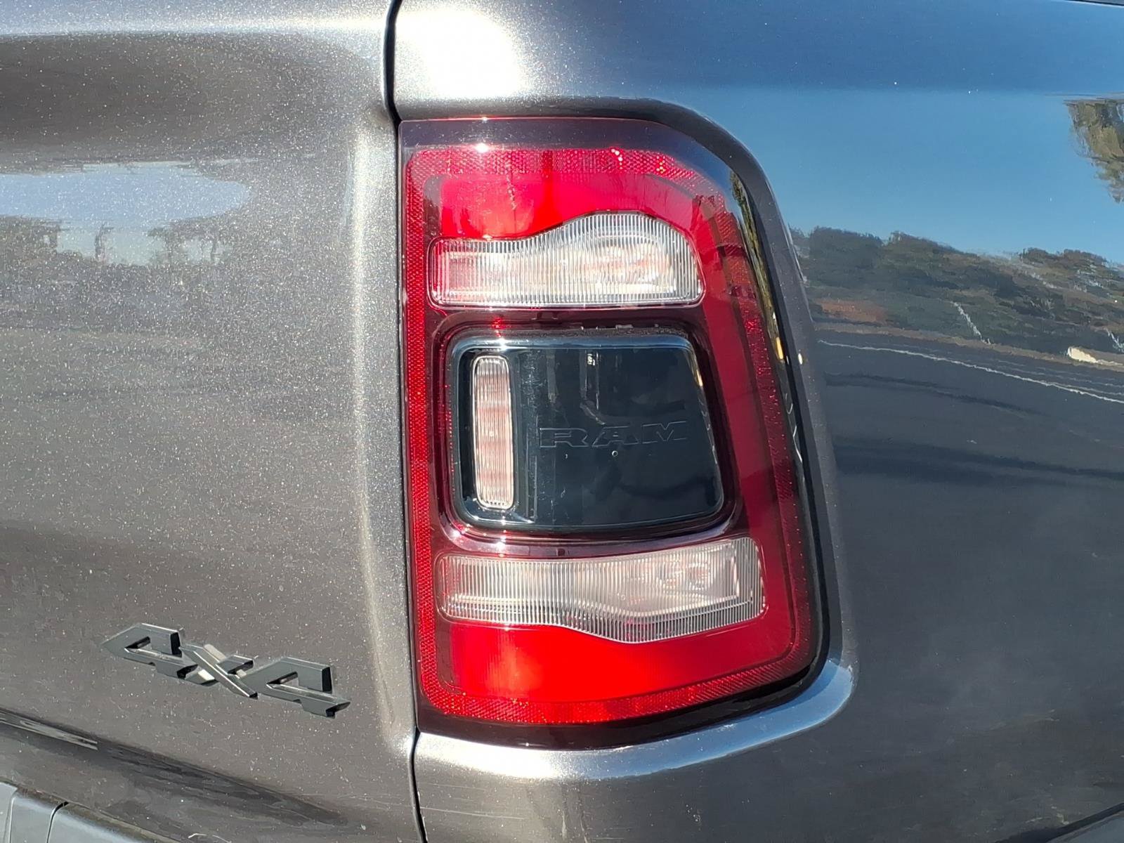 Used 2022 RAM 1500 Big Horn AWD/4WD image 14