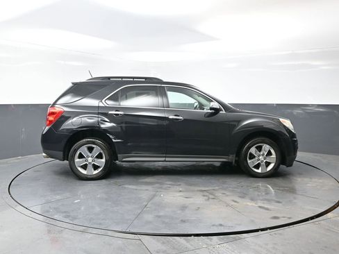 Used 2015 Chevrolet Equinox LT image 2