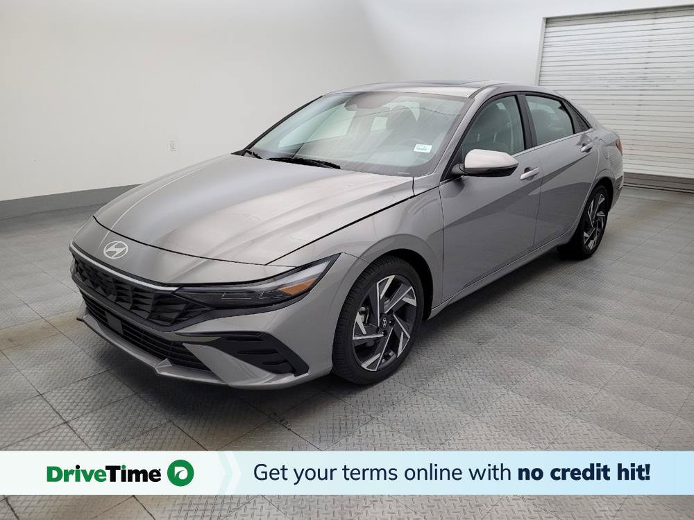 Used 2025 Hyundai Elantra Limited FWD image 1