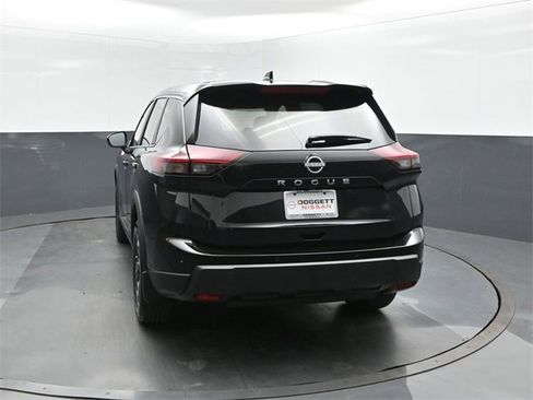 New 2026 Nissan Rogue SV image 8