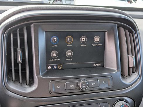 Used 2022 Chevrolet Colorado W/T AWD/4WD image 17
