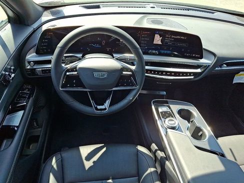 New 2025 Cadillac Lyriq Sport image 7