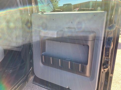 Used 2016 Ford F250 XLT w/ XLT Interior Package AWD/4WD image 25