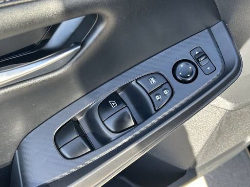 Used 2025 Nissan Sentra SV FWD image 23