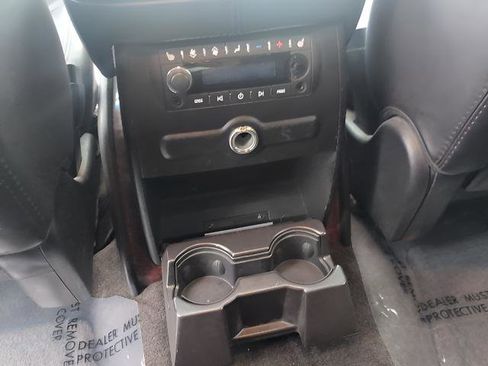 Used 2007 Cadillac Escalade ESV AWD w/ Information Package image 47